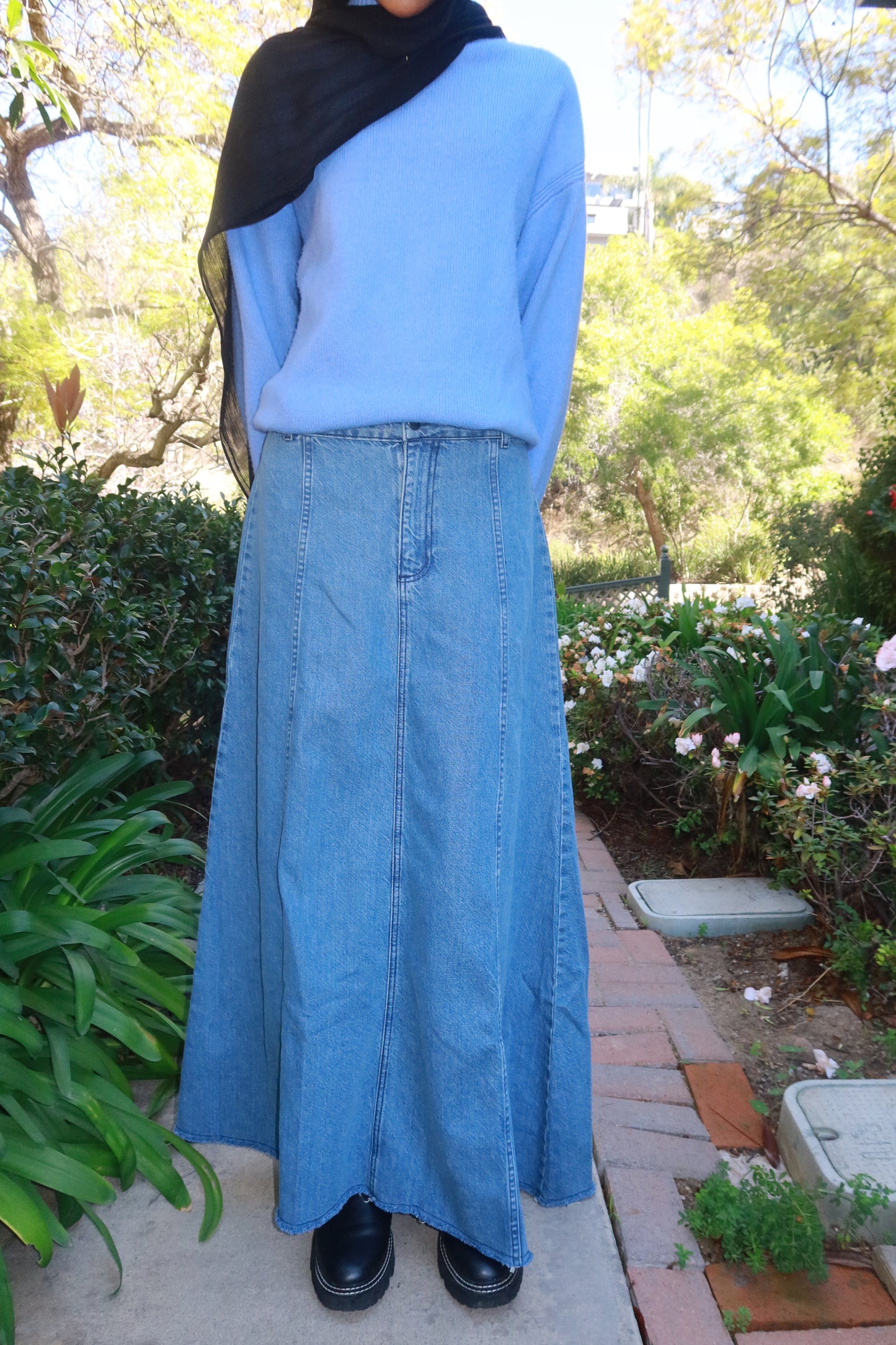 Serenus Bleu Maxi Denim Skirt